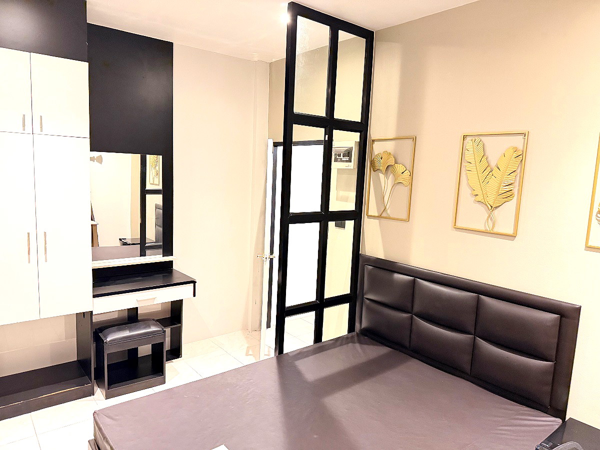 Pictures of BehighCafeHomestay 10/14