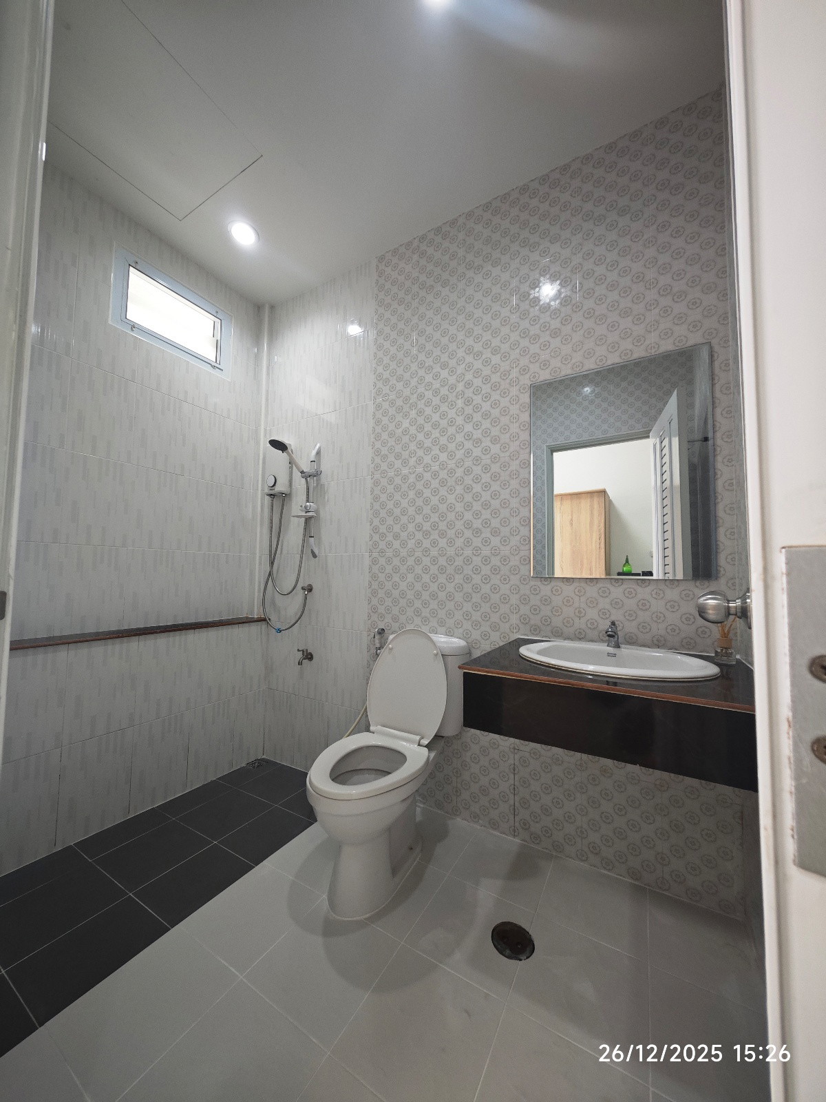Condo — photo 3