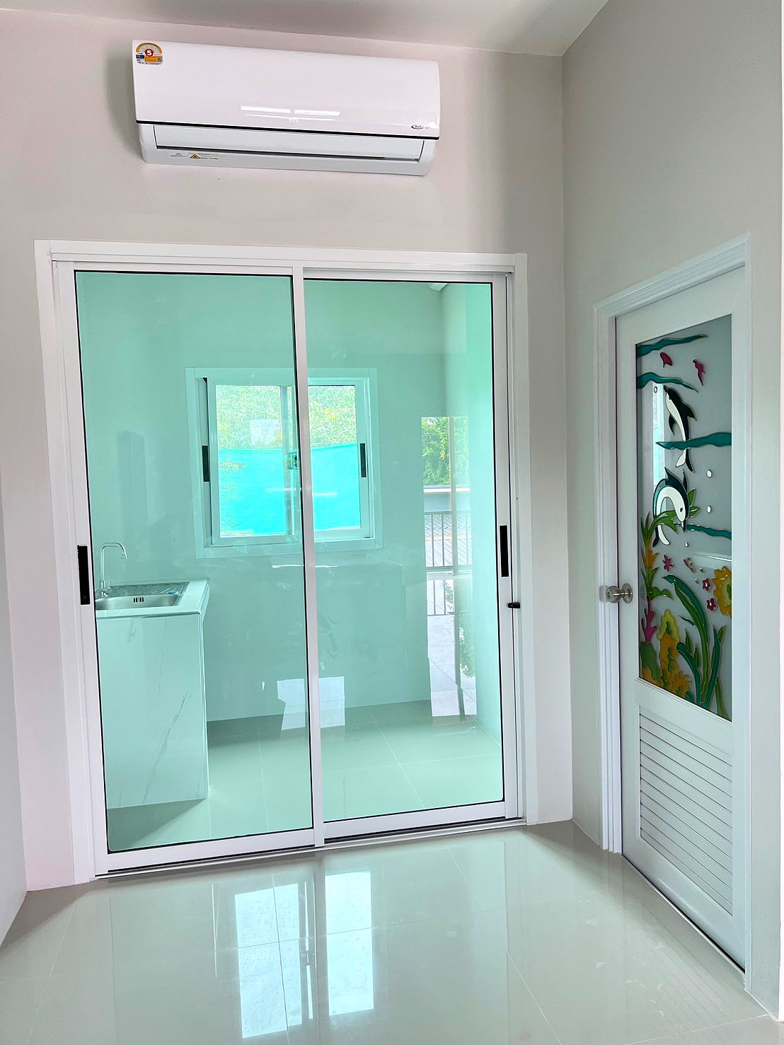 Pictures of Nithnisa place  10/11