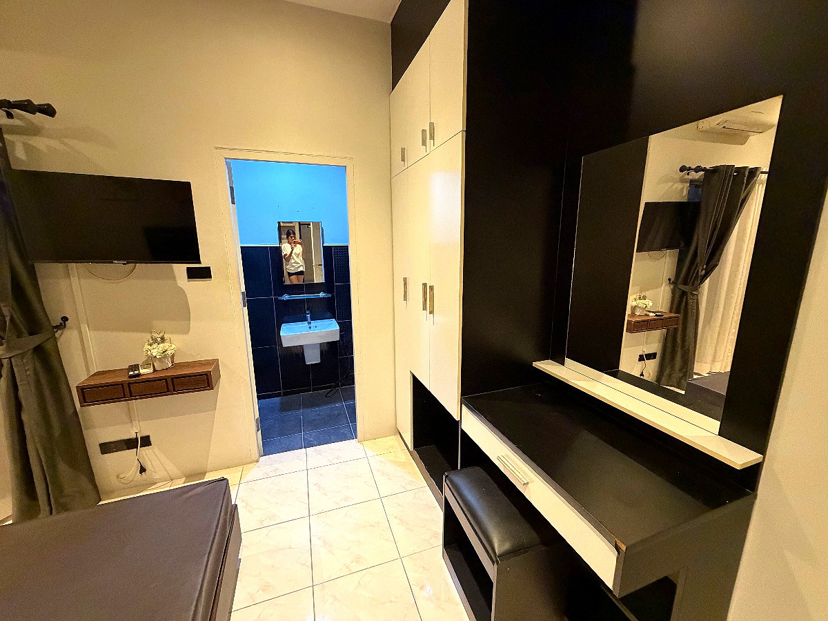 Pictures of BehighCafeHomestay 3/14