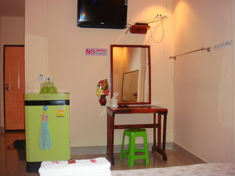Condo — photo 3