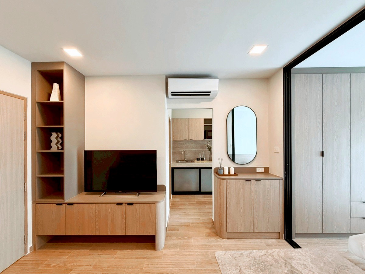 Pictures of Quarto Sukhumvit 81  (On Nut BTS Station) 24/34