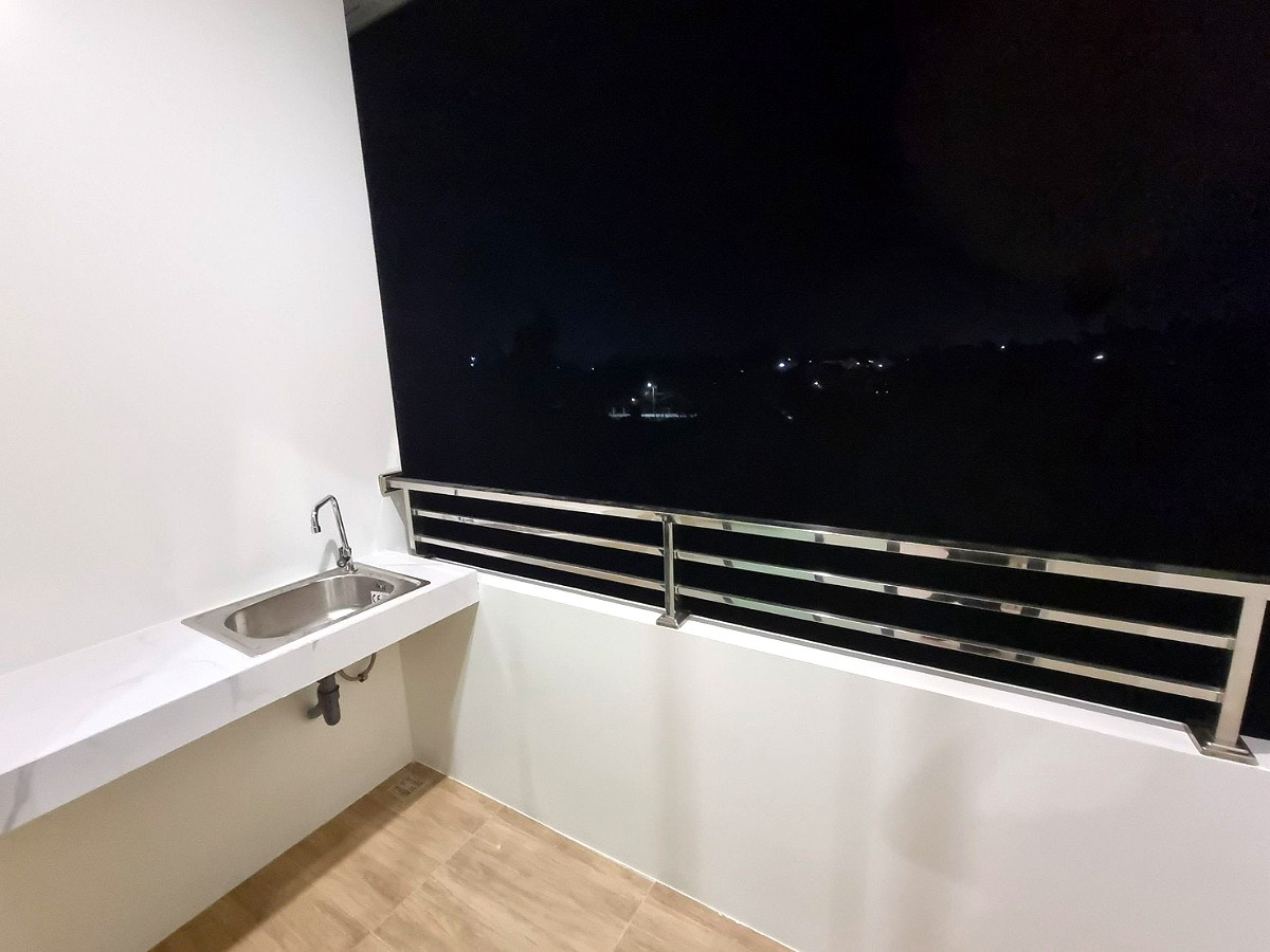 Pictures of Posh365 Cosy House 4/4