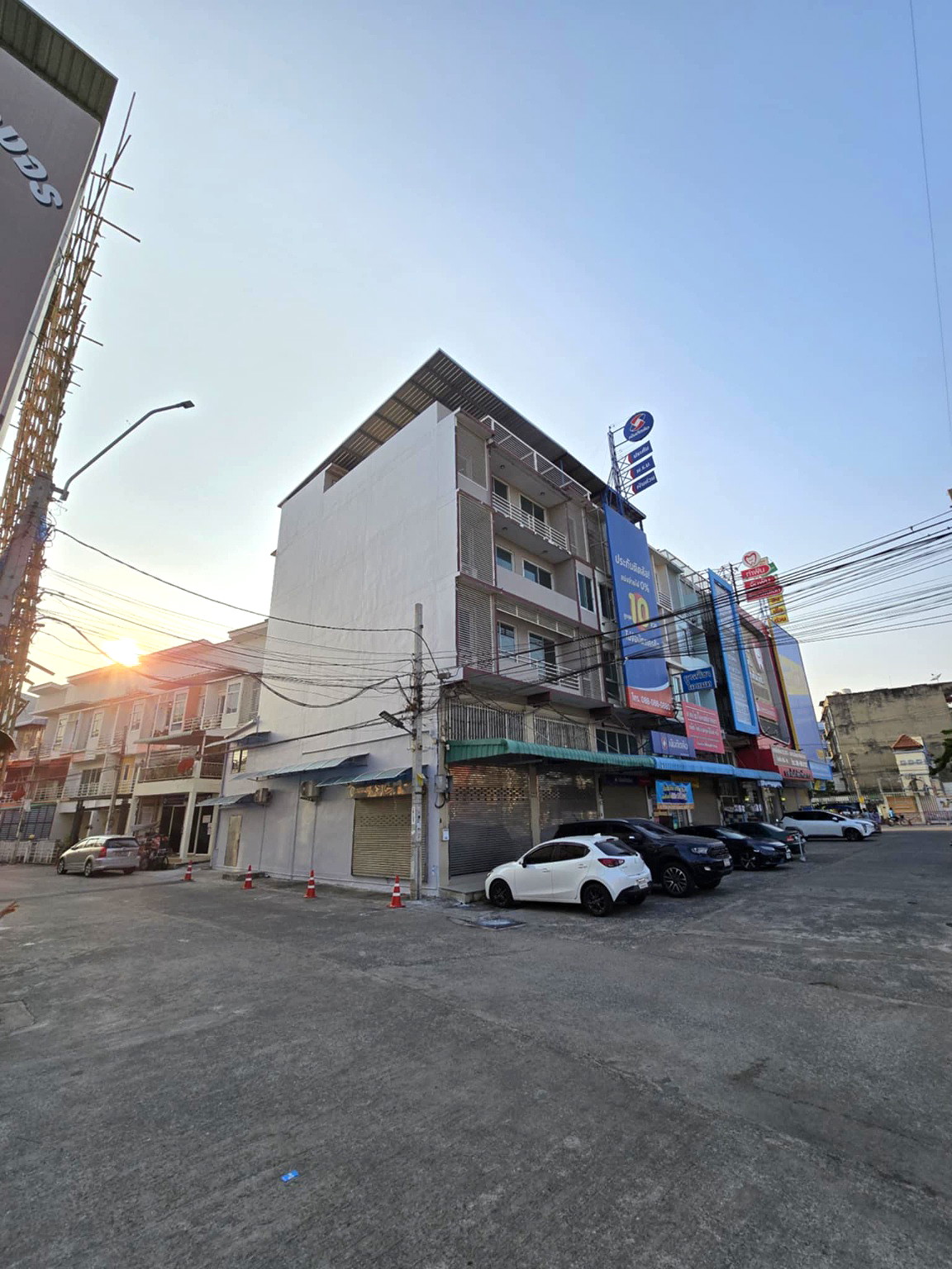 รูปภาพ หอพักหญิง เพชรเกษม 81 (ใกล้ปากซอย) | อพาร์ทเม้นท์ หอพัก ที่พัก ห้องพัก - รูปที่ 1/7