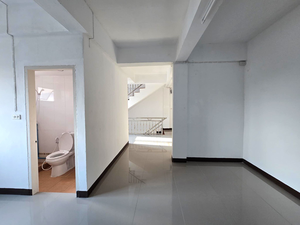 รูปภาพ หอพักหญิง เพชรเกษม 81 (ใกล้ปากซอย) | อพาร์ทเม้นท์ หอพัก ที่พัก ห้องพัก - รูปที่ 2/7