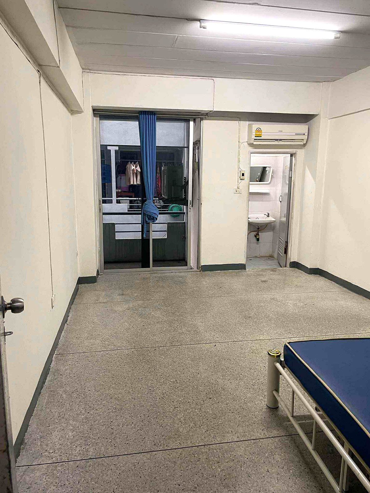 รูปภาพ ทีที แมนชั่น (อุดมสุข 51 ประวิทย์และเพื่อน ซ.3 ) | อพาร์ทเม้นท์ หอพัก ที่พัก ห้องพัก - รูปที่ 3/7