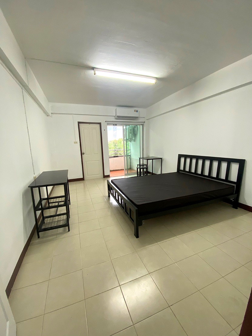 Pictures of Yanisa Place Rama2 8/14