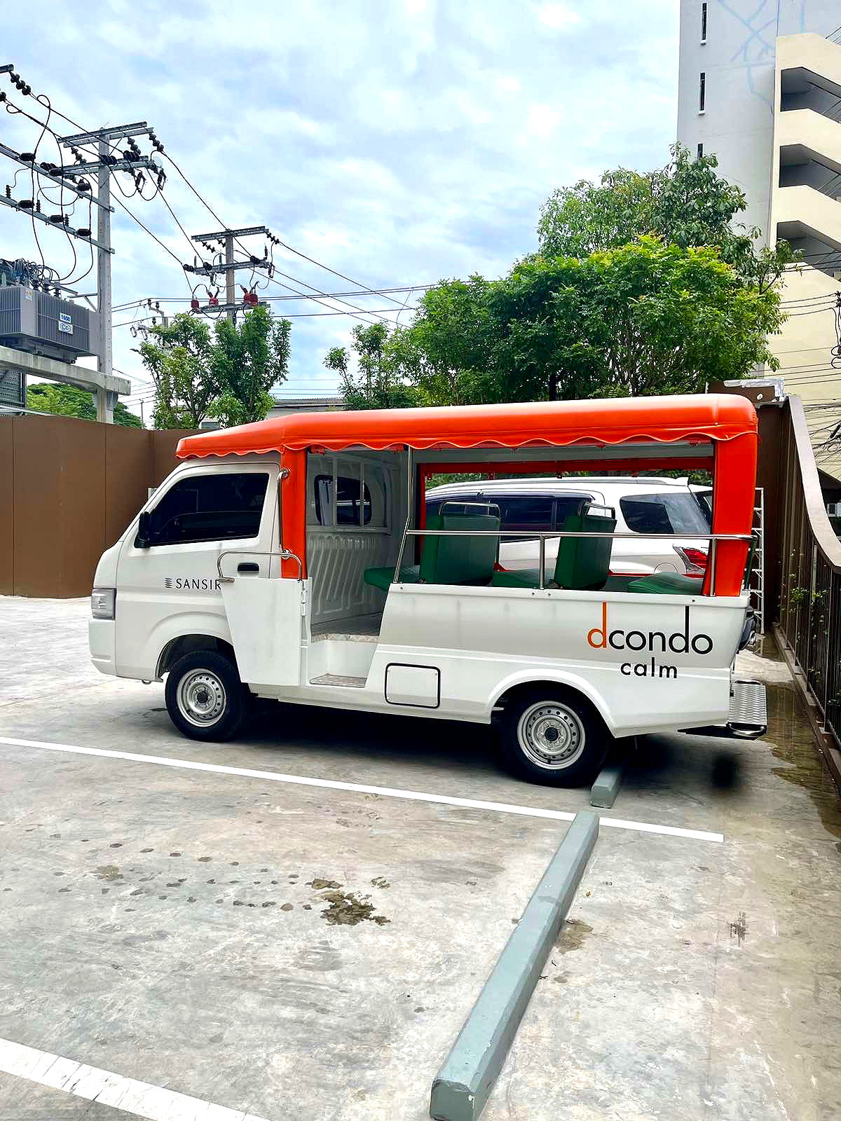 Pictures of Dcondo calm 10/13