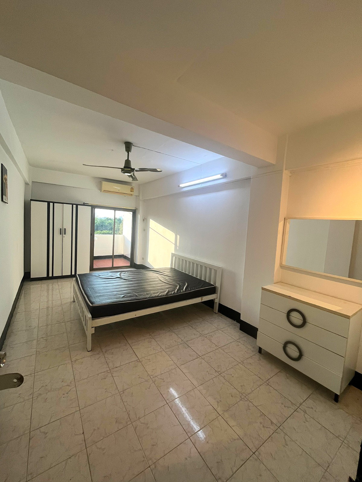 Pictures of P Mansion 13/46