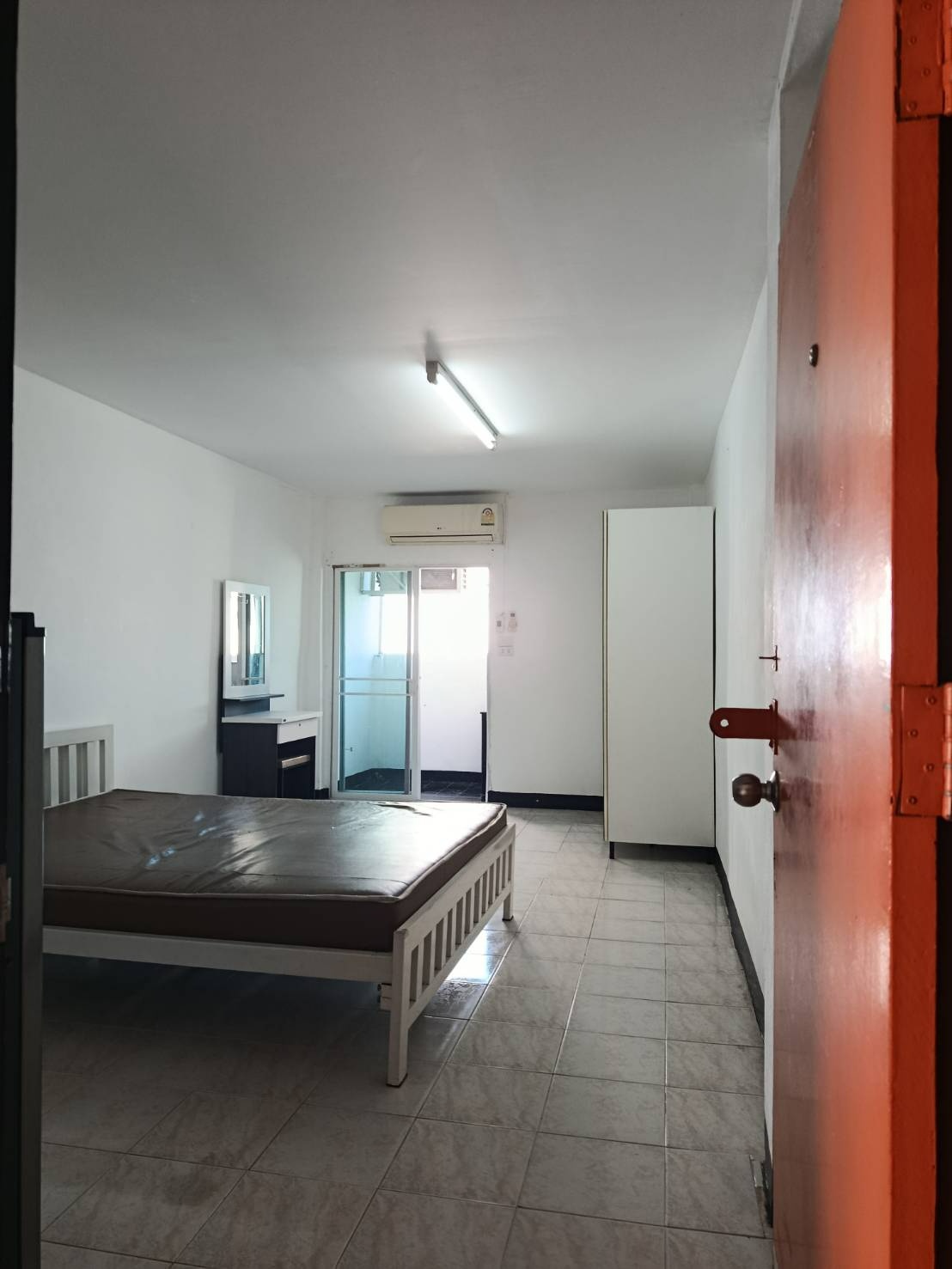 Condo · Mueang Nonthaburi — photo 3