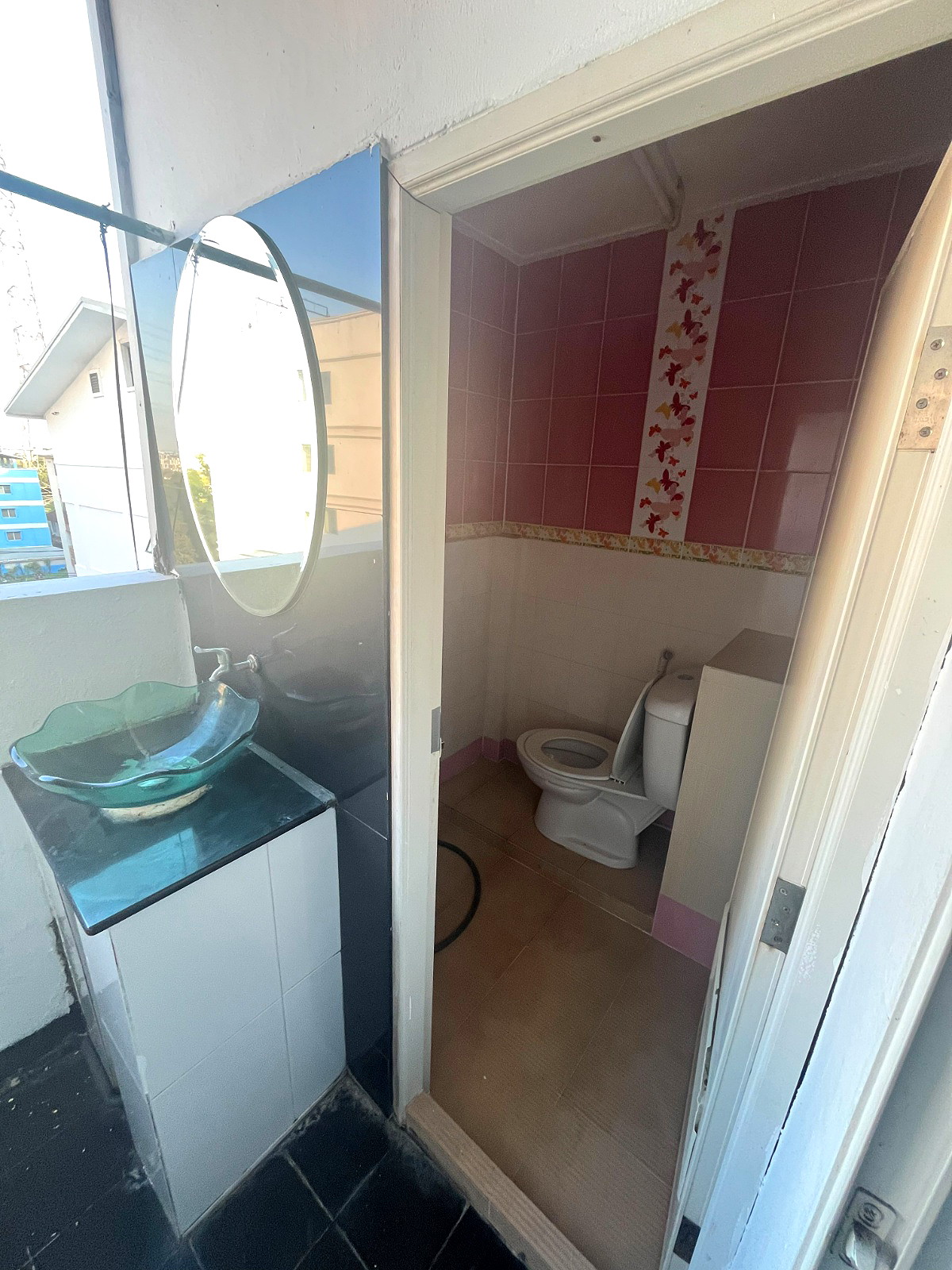 Pictures of P Mansion 25/46