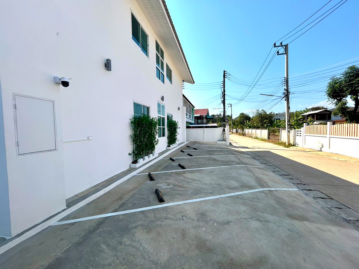 Pictures of Ozone Apartment 16/30