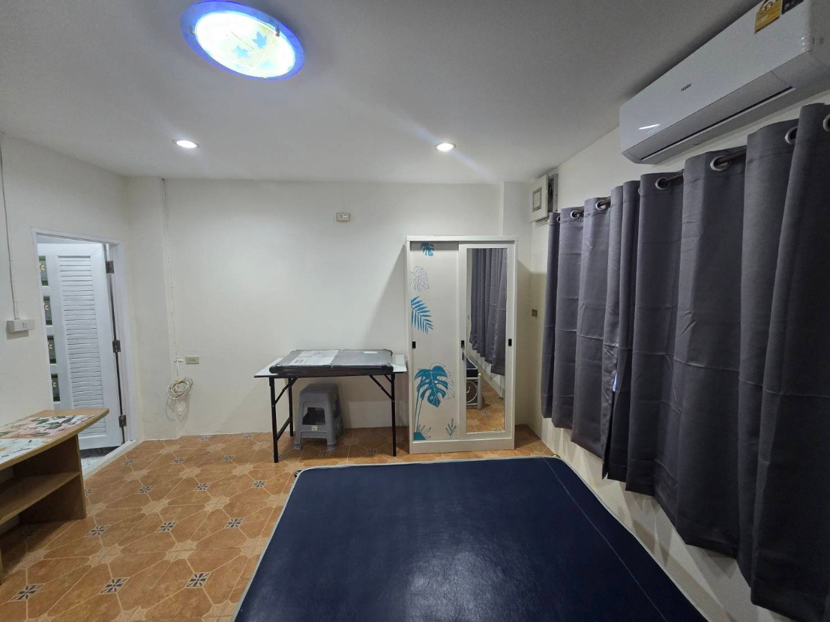 Condo · Thawi Watthana, bangkok — photo 4