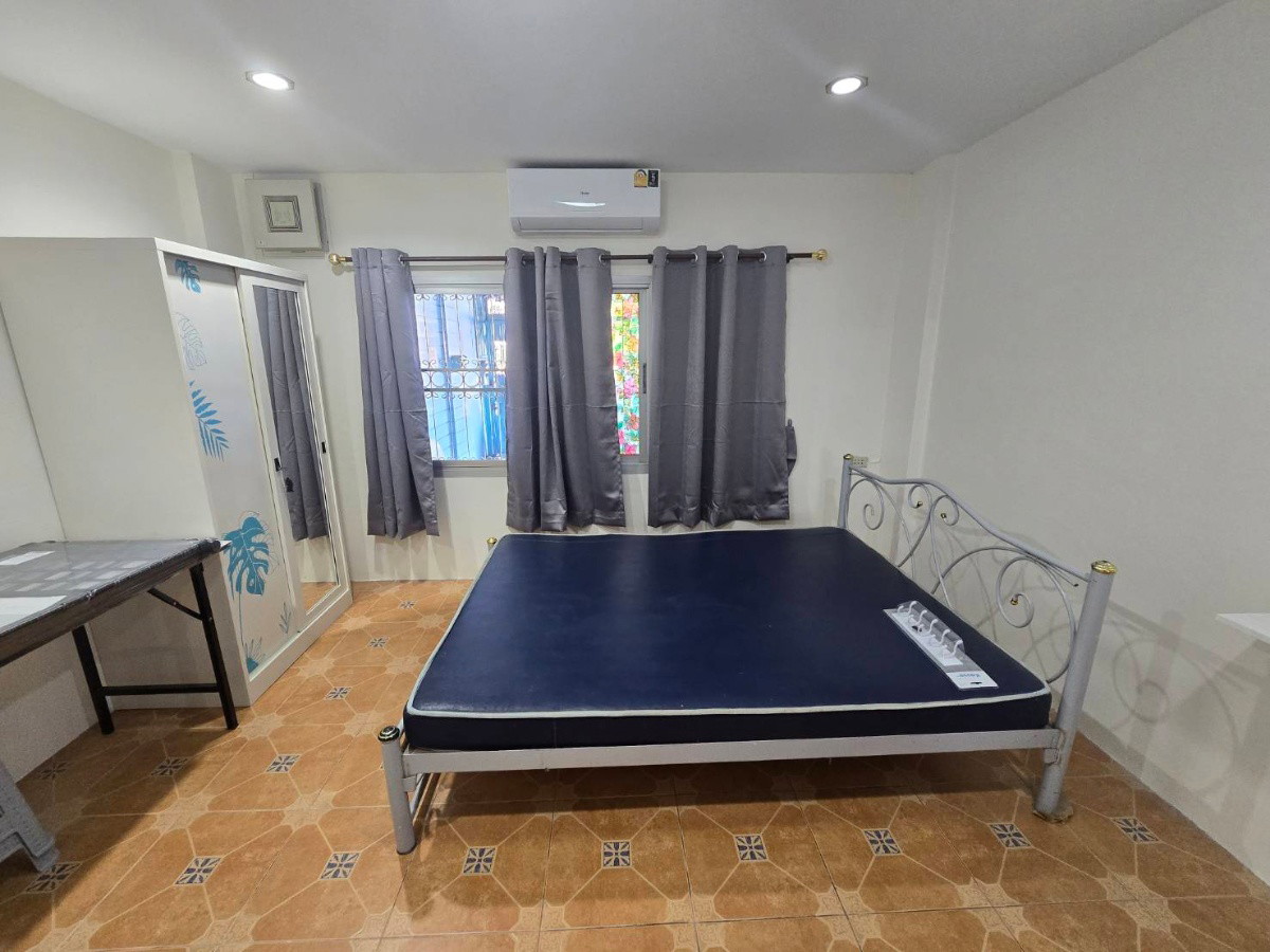 Condo · Thawi Watthana, bangkok