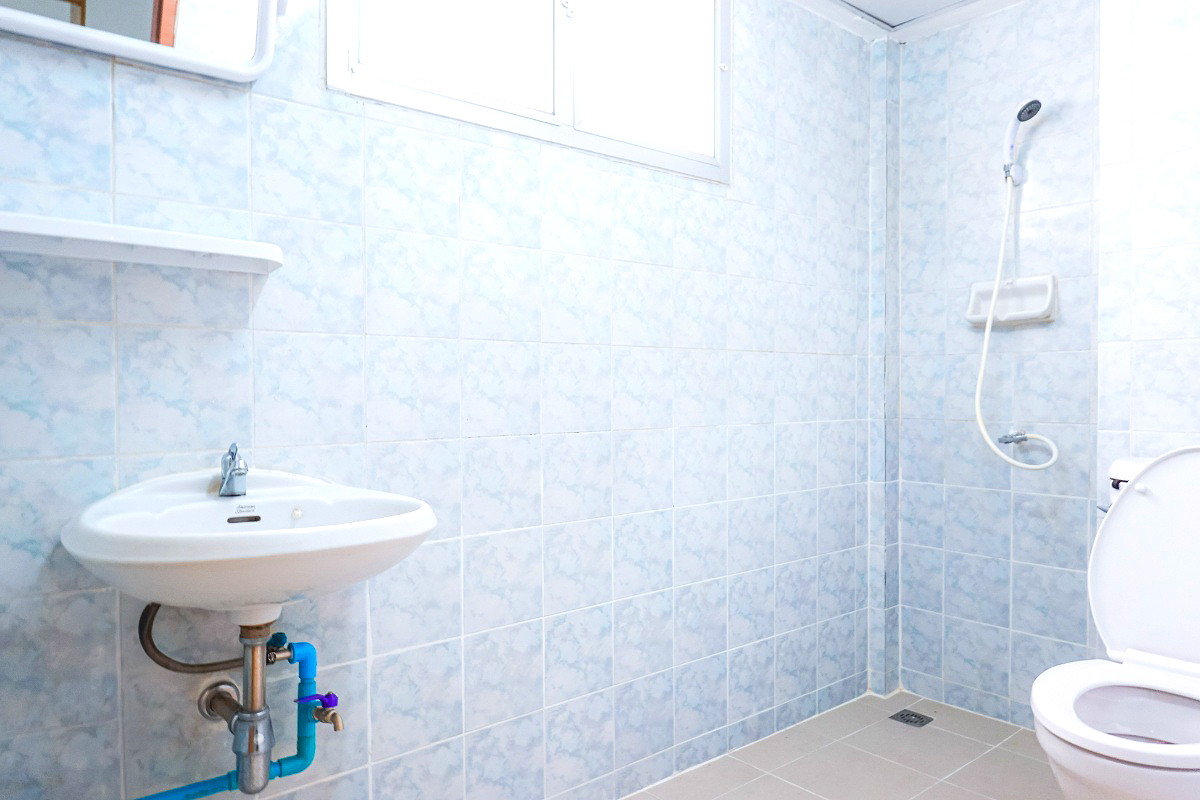 Pictures of Pratchavee Apartment 28/34