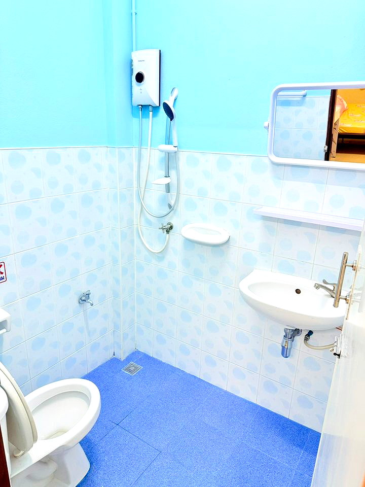 Pictures of Intermic Apartment 17/33