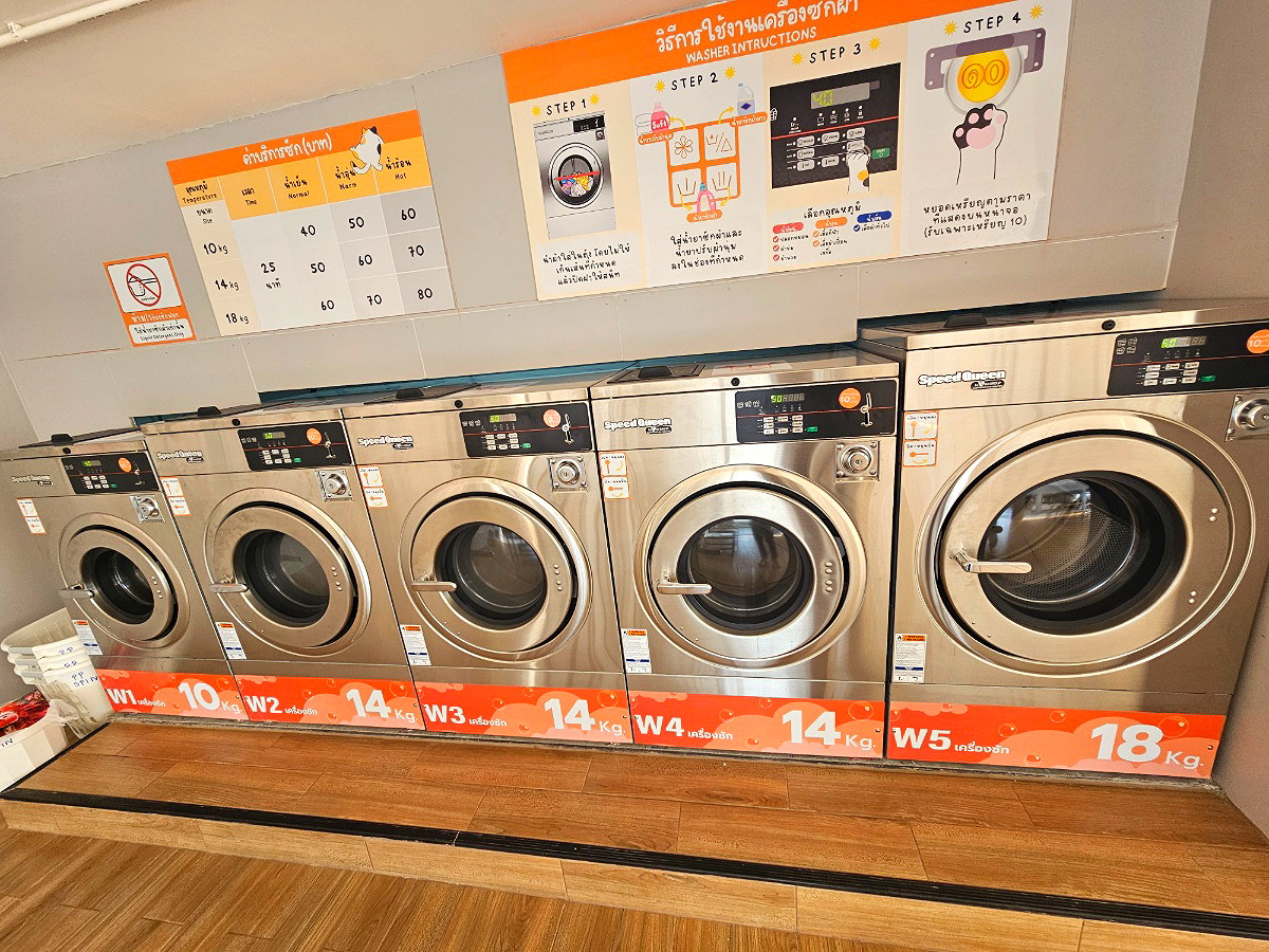 Pictures of Premier Place Sriracha 68/68