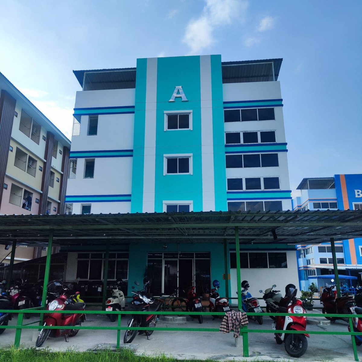 Condo · chon_buri — photo 1