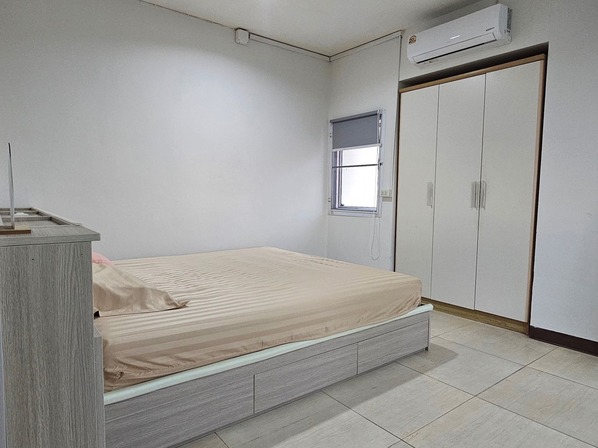 Condo · Mueang Nonthaburi — photo 5