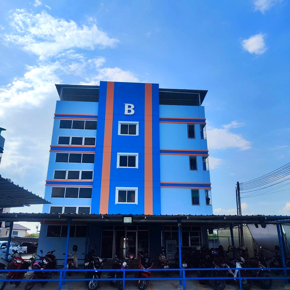 Pictures of JC PLACE AMATA 2/13