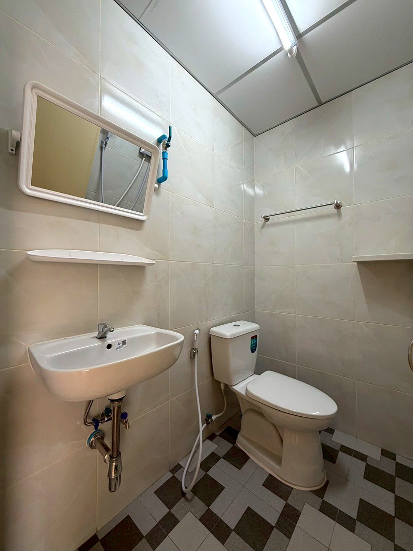 Pictures of Baan Napha Sathorn 20/21