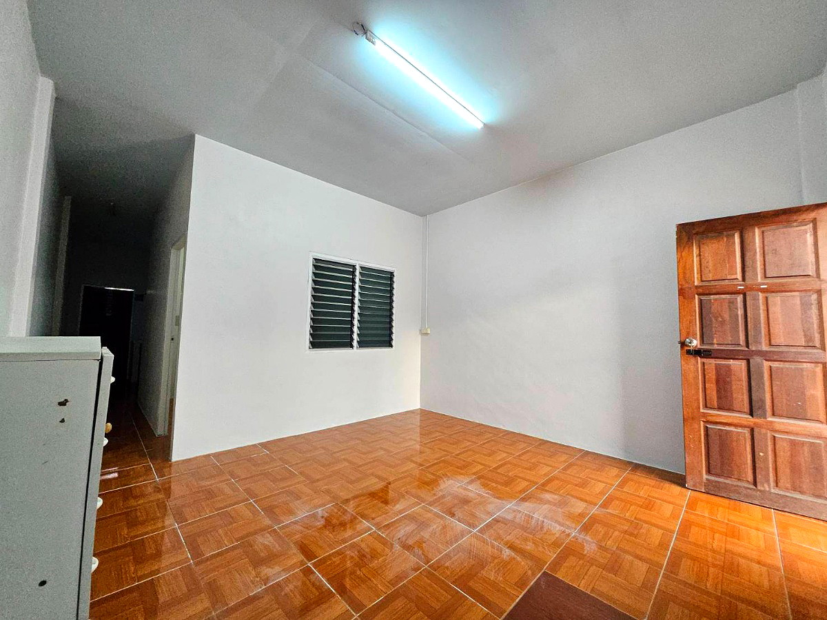 Pictures of Green house1 6/52