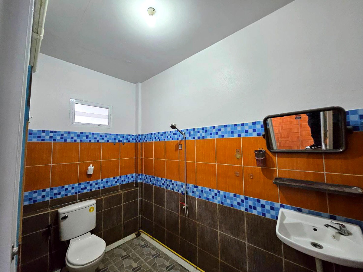 Pictures of Green house1 16/52