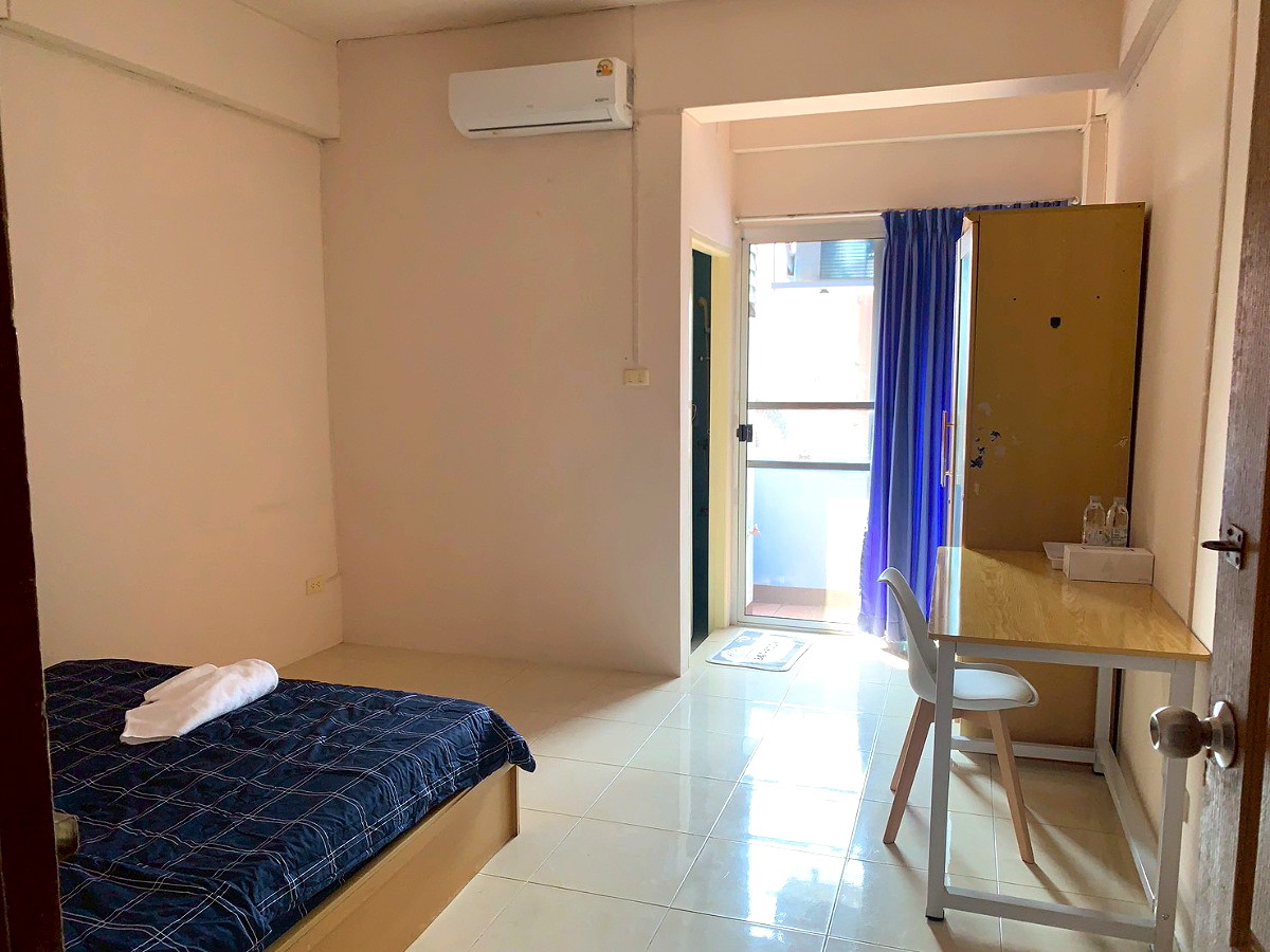 Pictures of M-House Apartment  11/27