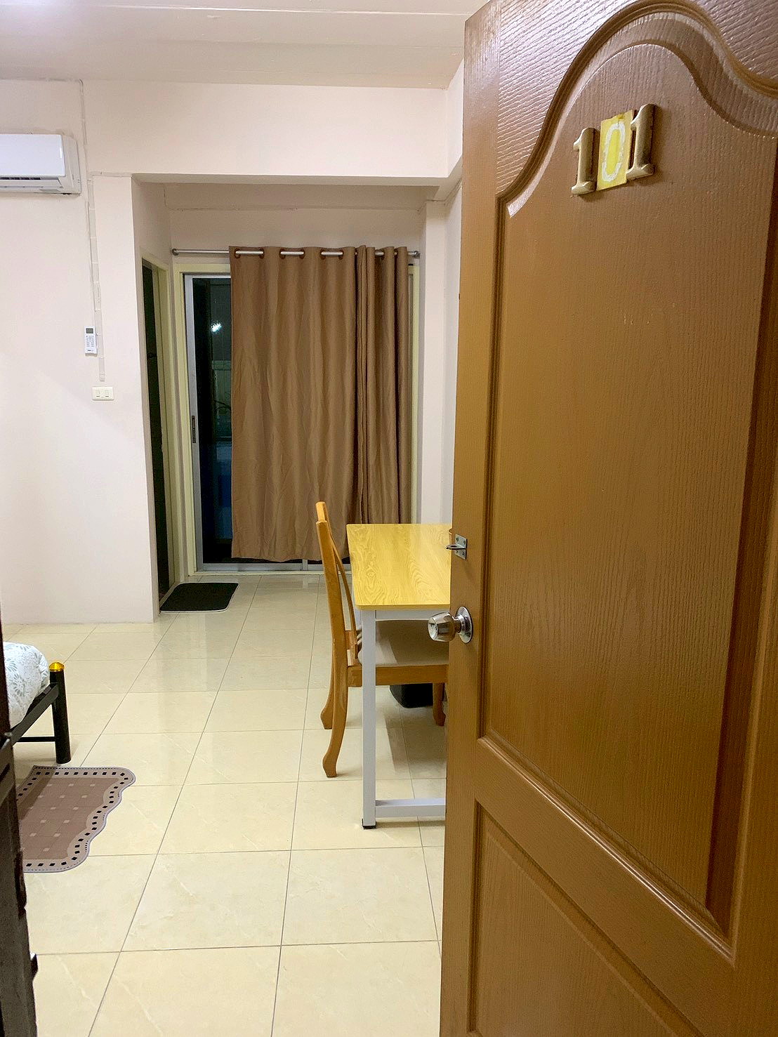 Pictures of M-House Apartment  14/27