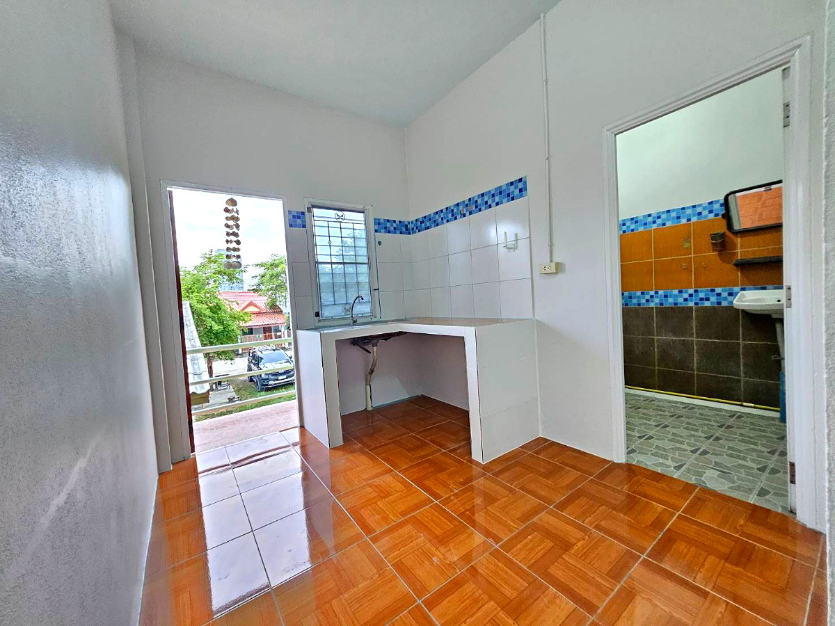 Pictures of Green house1 13/52