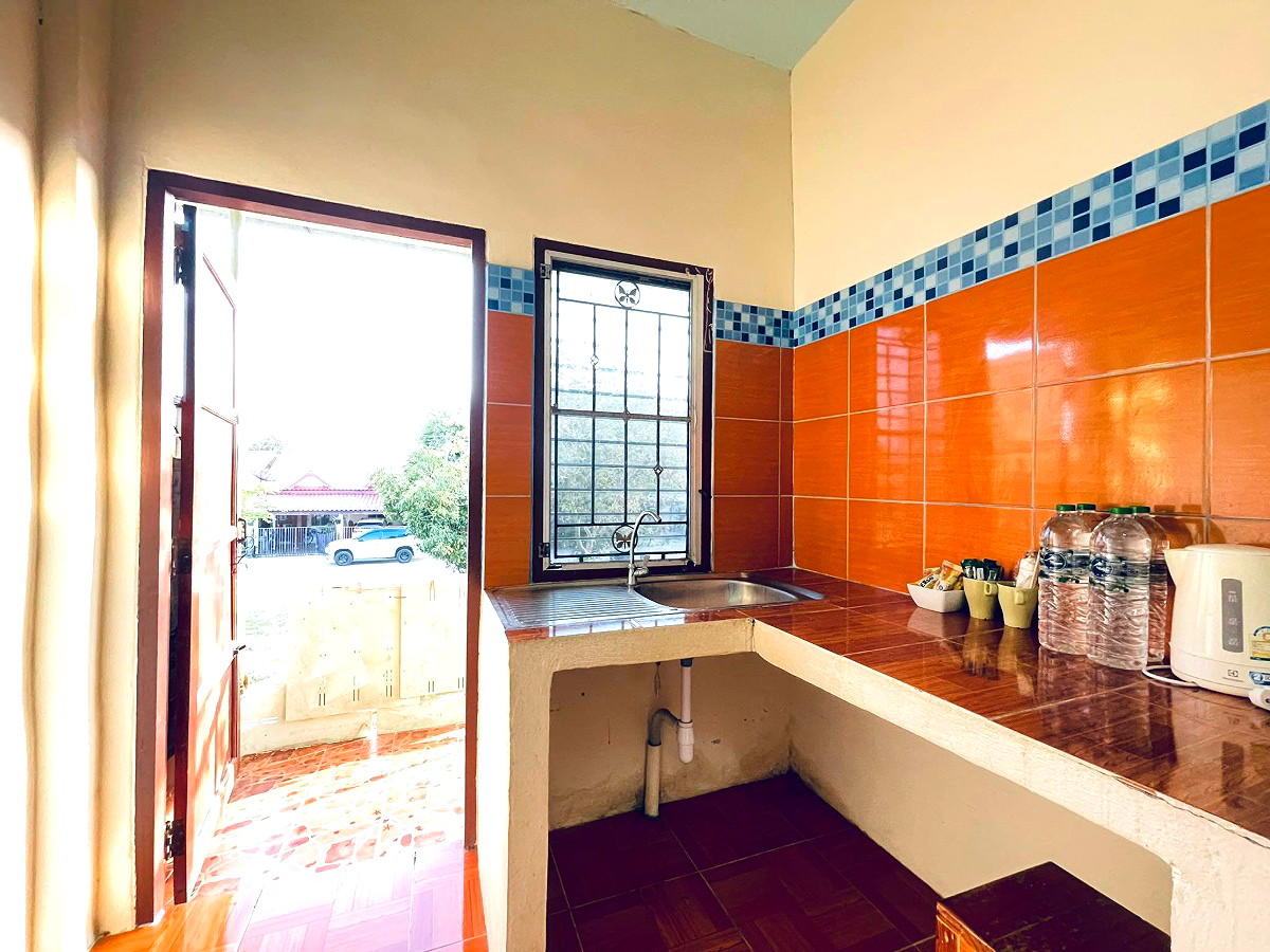 Pictures of Green house1 48/52