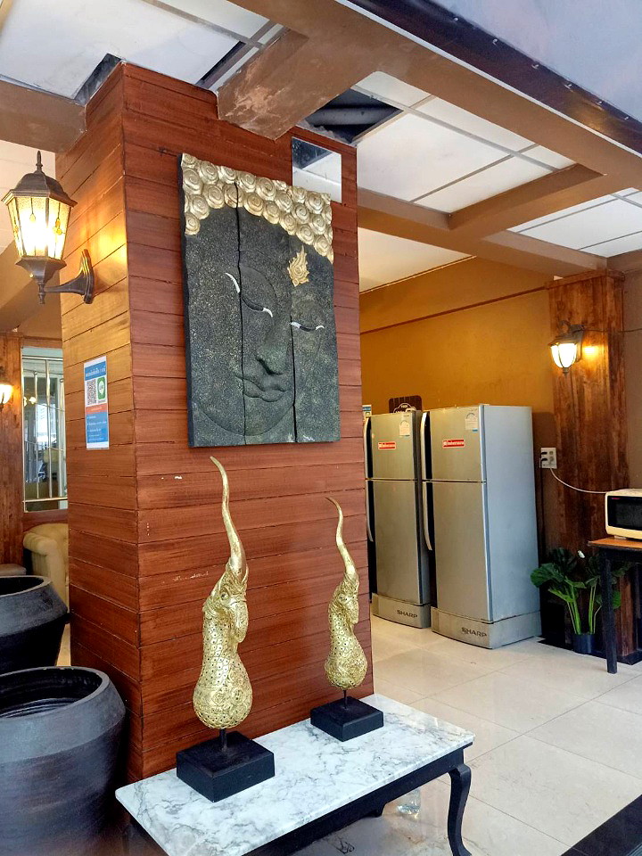 Pictures of Anchalee Apartment 28/36