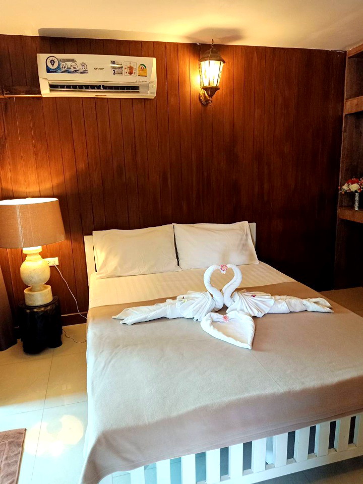 Pictures of Anchalee Apartment 13/36