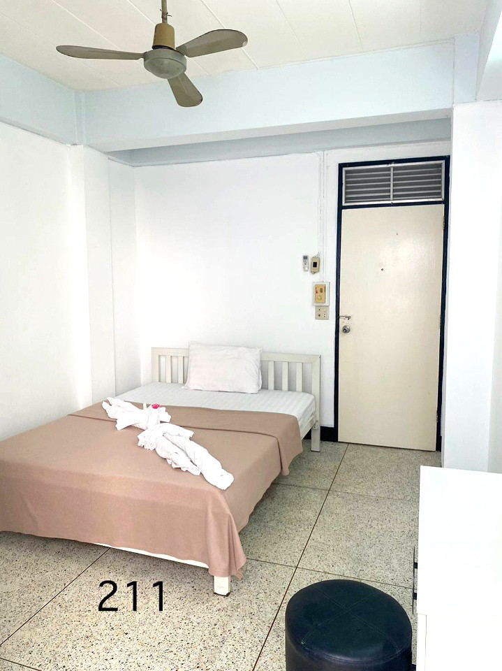 Pictures of Anchalee Apartment 6/36