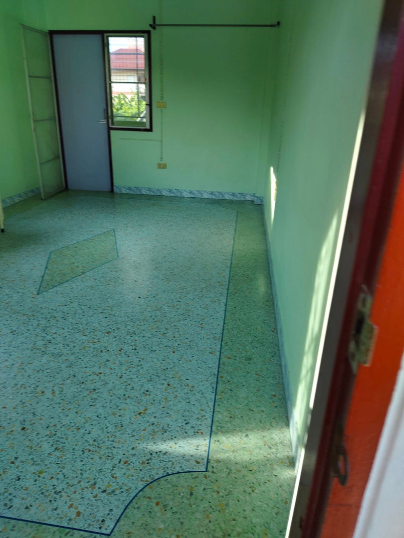 Condo — photo 3
