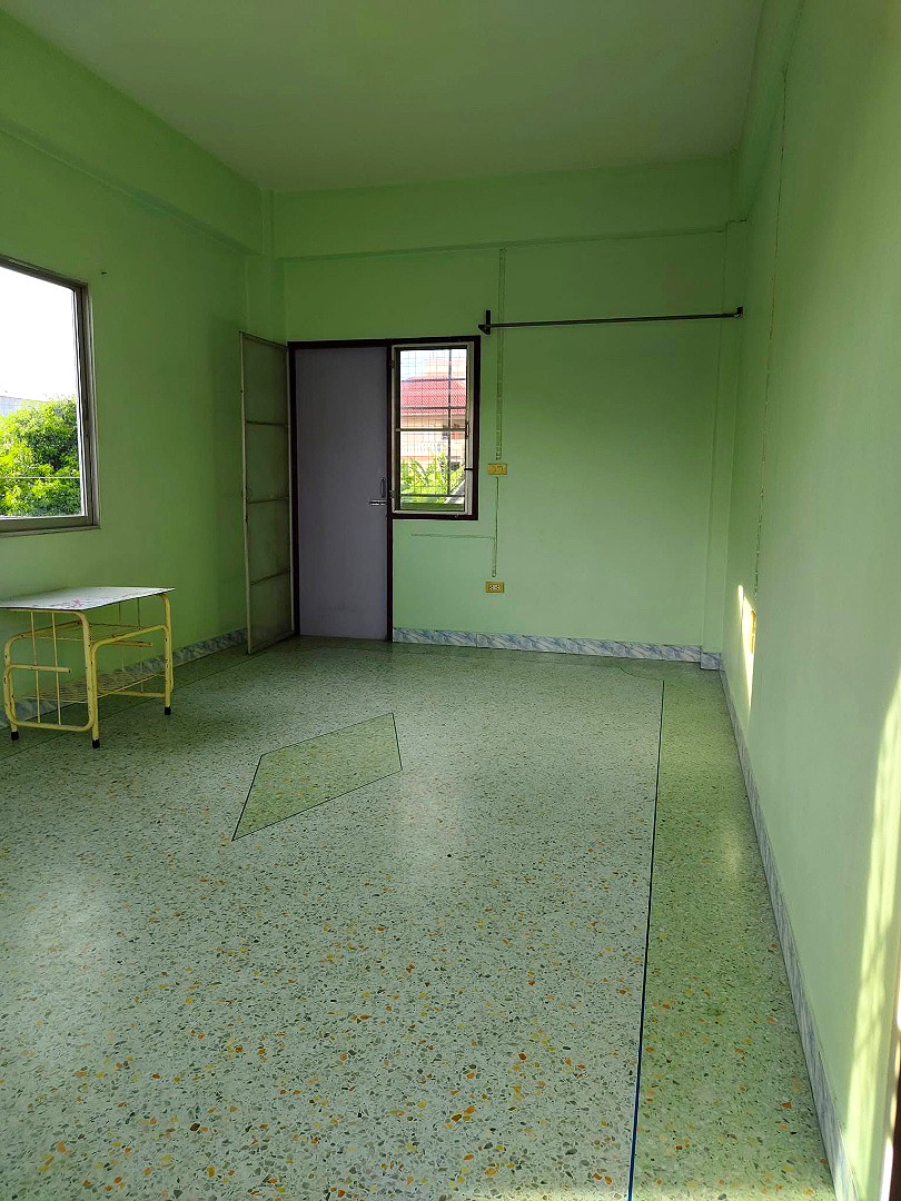 Pictures of Indy Pitcha Ava 4/8