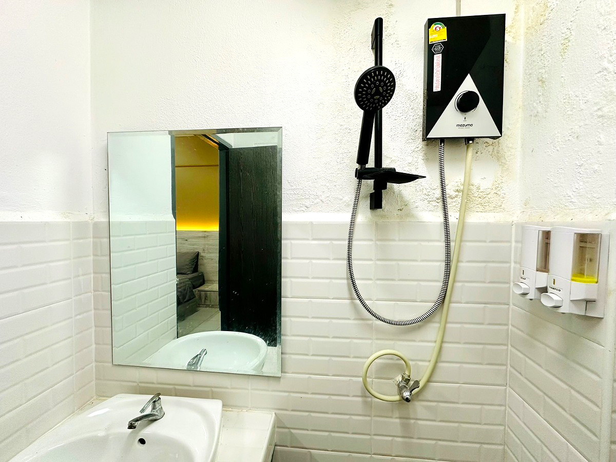 รูปภาพ ฮาซัน อพาร์ทเม้นท์ - ใกล้เซ็นทรัลเวสเกต ตลาดบางบัวทอง โรบินสันราชพฤกษ์  | อพาร์ทเม้นท์ หอพัก ที่พัก ห้องพัก - รูปที่ 9/15