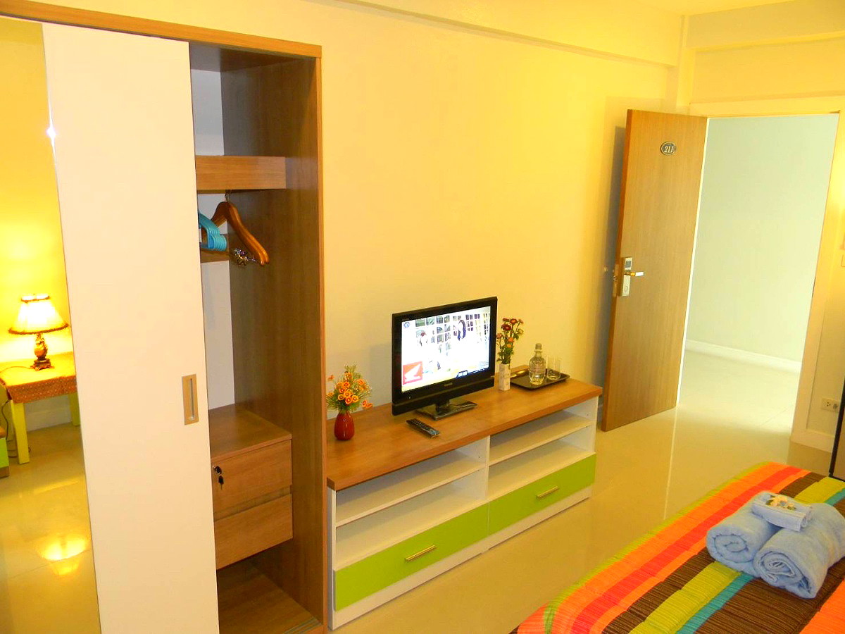 Pictures of Ai Place 7/26