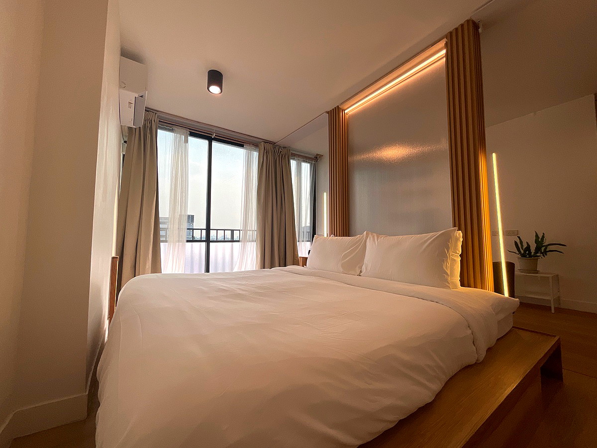 Pictures of Moonlight kaset 5/11