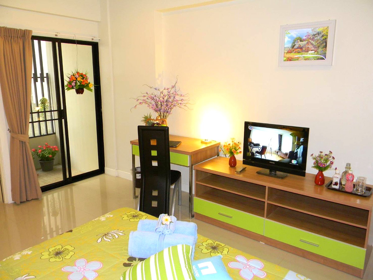 Pictures of Ai Place 9/26