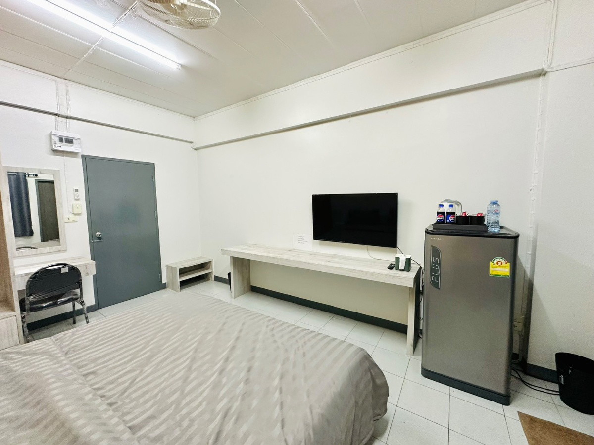 Condo · Bang Bua Thong — photo 5