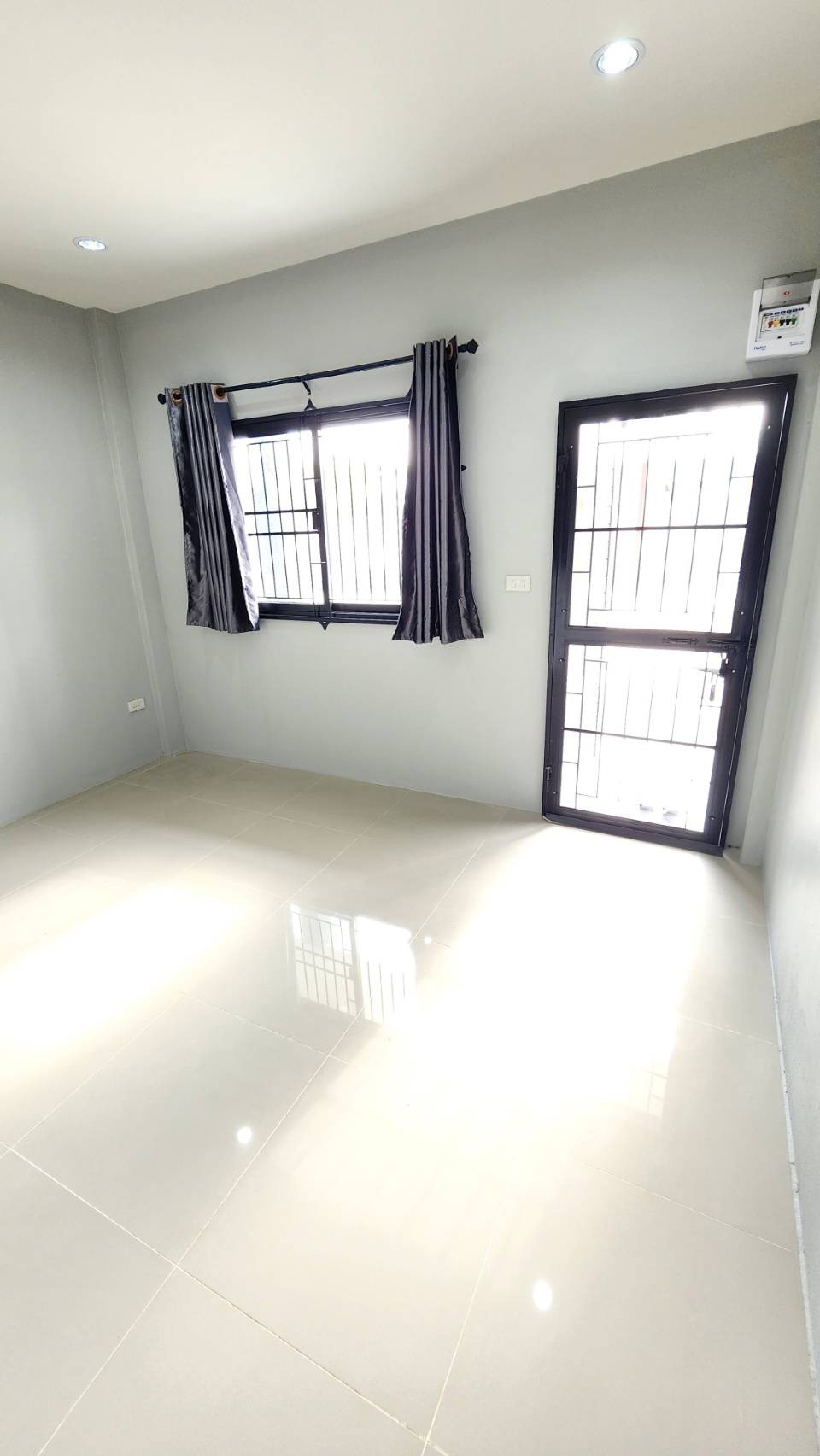Condo — photo 4