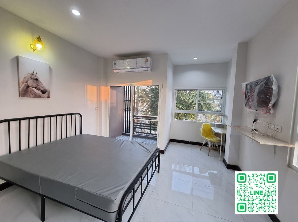 Condo — photo 2