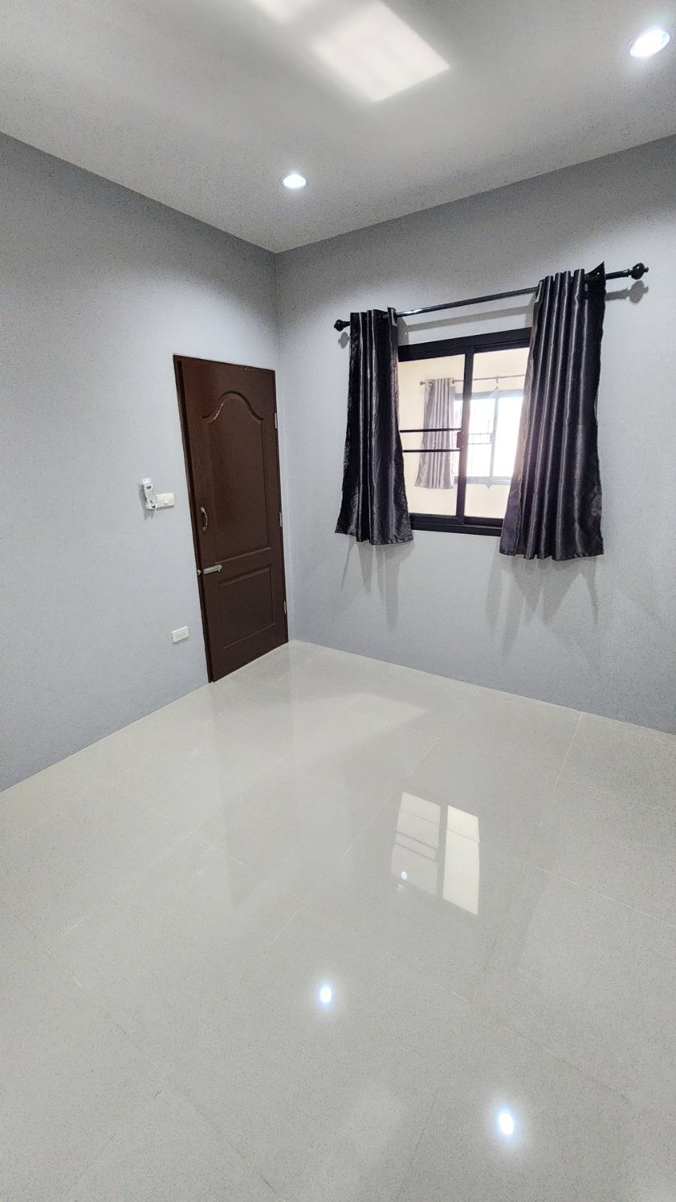 Condo — photo 2