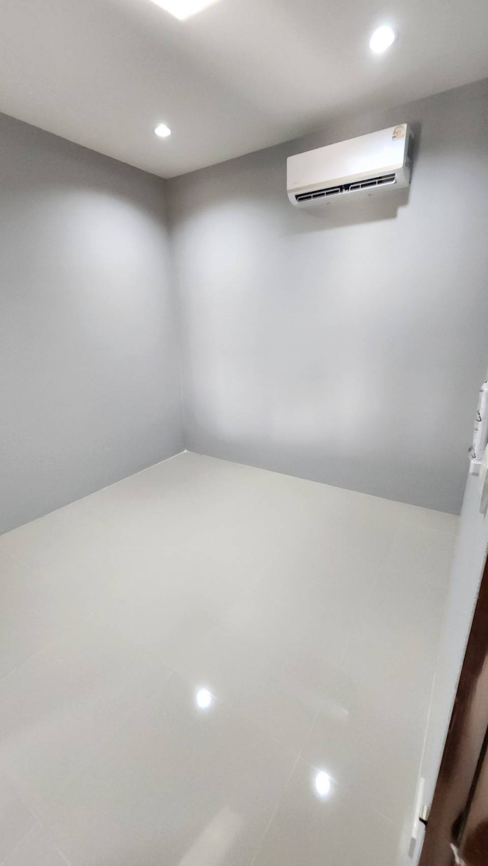 Condo — photo 3