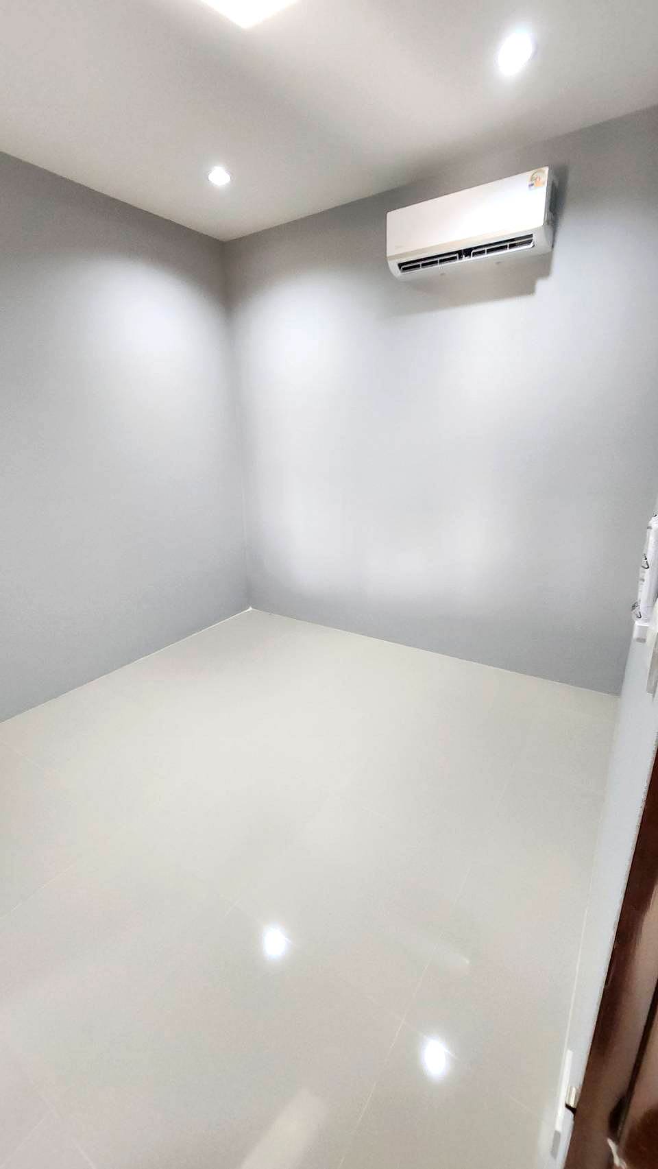 รูปภาพ หอณาลัลน์ เพลส 1 อมตะซิตี้ ระยอง | อพาร์ทเม้นท์ หอพัก ที่พัก ห้องพัก - รูปที่ 3/9