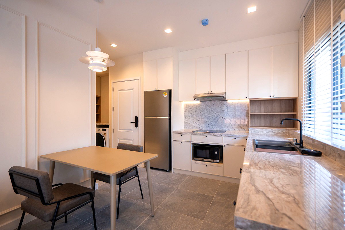 Pictures of La Residenza 10/72