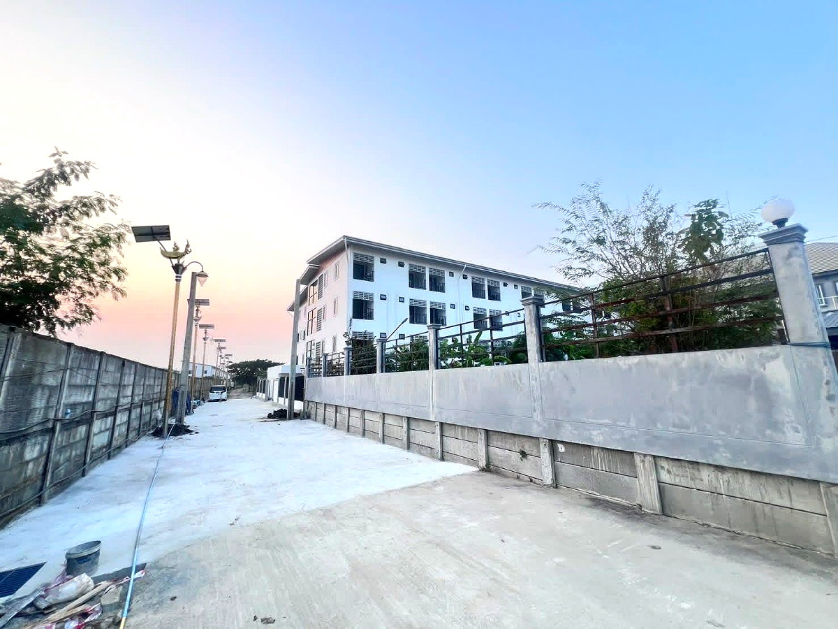 Pictures of RUAMPOL APARTMENT 14/14