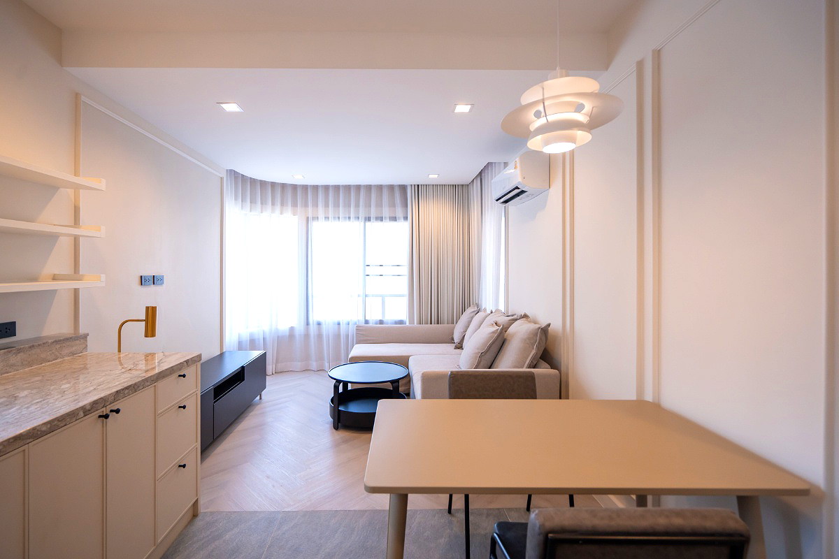 Pictures of La Residenza 12/72