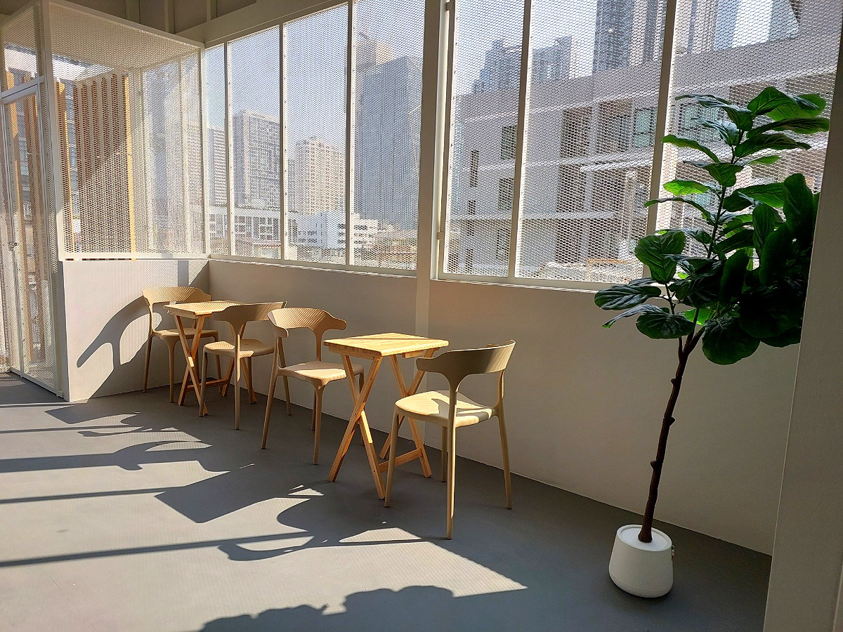 Pictures of The Luck house 18/18